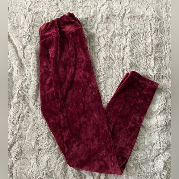 C-Mode || Medium || Sweatsuit || Burgundy - Picture 2 of 3